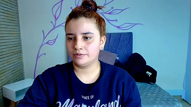 Snapshot of ZaraNolimits_ chatting on December 21, 2024, 8:10 pm ZaraNolimits online show from December 21, 2024, 8:10 pm