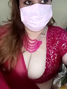 Snapshot of Rupaleesexy chatting on October 10, 2025, 5:56 pm Rupaleesexy online show from October 10, 2025, 5:56 pm