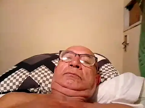 sincuenton24cmts online show from September 15, 2025, 12:21 am