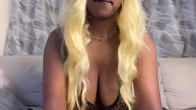 Chocolate queen2 online show from May 3, 2026, 4:29 am