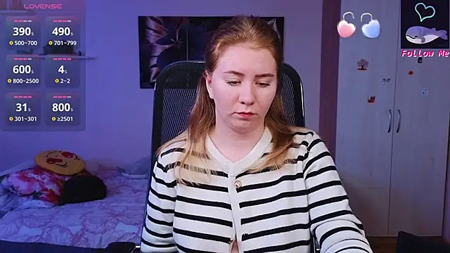 D0nna  online show from September 24, 2025, 11:19 pm