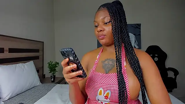 Renee-18 online show from January 15, 2026, 7:13 am