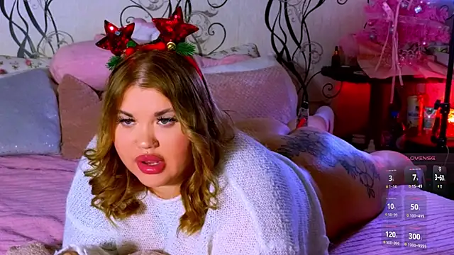 Snapshot of hi_im_Eva chatting on December 18, 2024, 8:47 pm hi im Eva online show from December 18, 2024, 8:47 pm