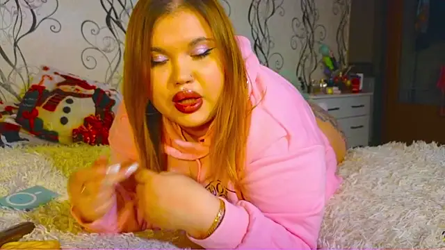 Snapshot of hi_im_Eva chatting on November 30, 2025, 8:57 pm hi im Eva online show from November 30, 2025, 8:57 pm