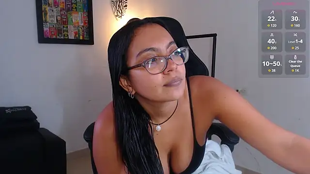 Snapshot of Rachell__420 chatting on June 19, 2026, 5:28 pm Rachell 420 online show from June 19, 2026, 5:28 pm