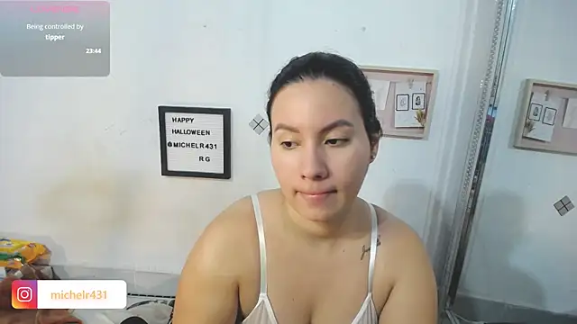 Snapshot of Mia__reys chatting on November 18, 2025, 11:36 am Mia reys online show from November 18, 2025, 11:36 am