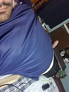 Snapshot of GILBERTHOR92 chatting on February 4, 2026, 5:57 am GILBERTHOR92 online show from February 4, 2026, 5:57 am