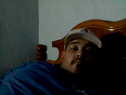 Snapshot of GILBERTHOR92 chatting on February 14, 2026, 5:04 am GILBERTHOR92 online show from February 14, 2026, 5:04 am