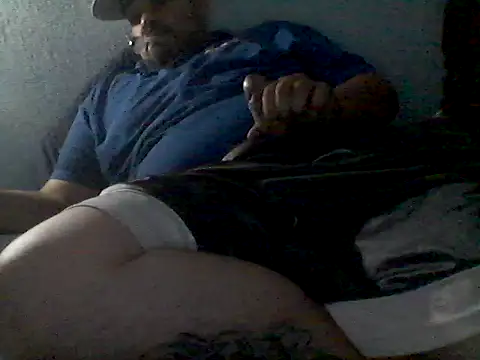 Snapshot of GILBERTHOR92 chatting on February 18, 2026, 4:30 am GILBERTHOR92 online show from February 18, 2026, 4:30 am