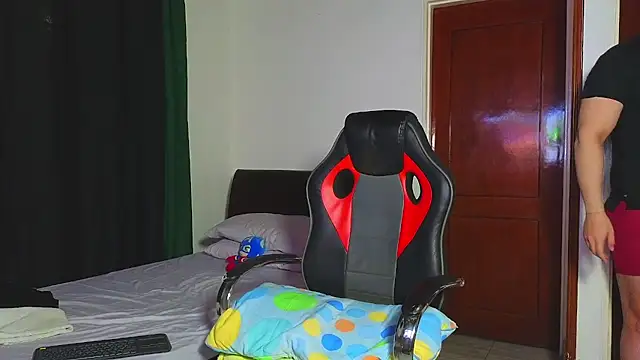 Snapshot of Regansmiths chatting on February 27, 2025, 8:28 am Regansmiths online show from February 27, 2025, 8:28 am