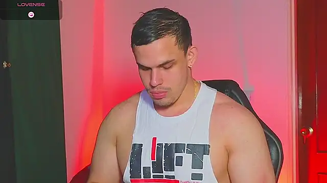 Snapshot of Regansmiths chatting on November 8, 2025, 1:06 am Regansmiths online show from November 8, 2025, 1:06 am