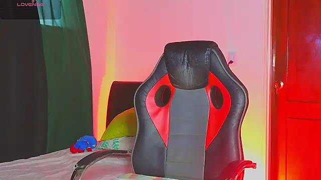 Snapshot of Regansmiths chatting on November 23, 2025, 10:59 am Regansmiths online show from November 23, 2025, 10:59 am