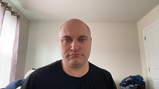 SluggishChase99 online show from May 4, 2026, 1:51 pm