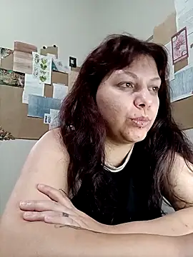 Snapshot of bbyedarling chatting on September 10, 2025, 1:49 am bbyedarling online show from September 10, 2025, 1:49 am