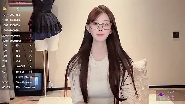 Snapshot of omaiiil chatting on November 2, 2025, 1:57 pm omaiiil online show from November 2, 2025, 1:57 pm