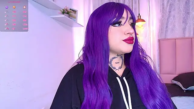 Snapshot of bella-green chatting on January 13, 2025, 7:10 pm bella-green online show from January 13, 2025, 7:10 pm