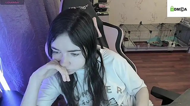 Snapshot of Crazy_forest_fairy chatting on February 10, 2025, 1:14 am Crazy forest fairy online show from February 10, 2025, 1:14 am