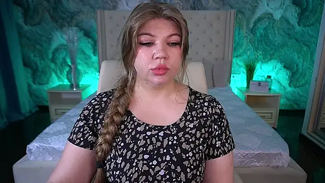 Snapshot of GabbieJay chatting on June 27, 2026, 1:39 pm GabbieJay online show from June 27, 2026, 1:39 pm