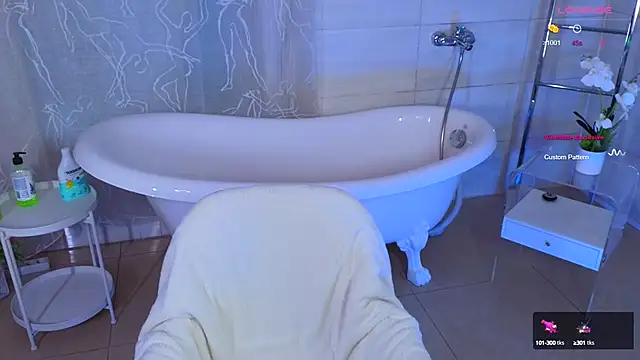 Snapshot of Hayle_Hill chatting on February 9, 2025, 3:43 am Hayle Hill online show from February 9, 2025, 3:43 am