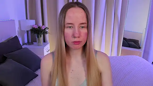 Cassie Kelman online show from March 14, 2025, 3:04 am