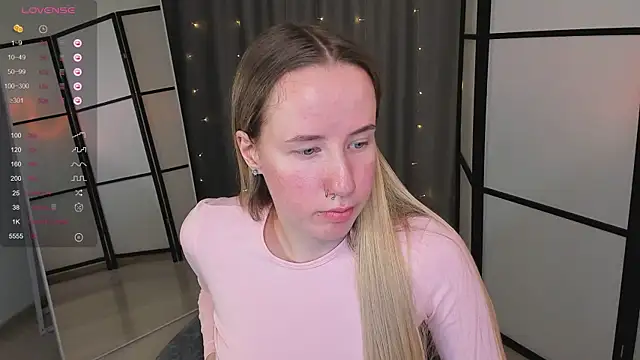 Cassie Kelman online show from March 22, 2025, 3:20 am