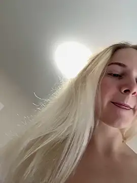 Snapshot of -BalanCe- chatting on February 6, 2025, 8:39 am -BalanCe- online show from February 6, 2025, 8:39 am