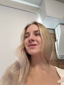 Snapshot of -BalanCe- chatting on March 21, 2025, 8:50 am -BalanCe- online show from March 21, 2025, 8:50 am