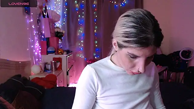 BLACKPeonyy online show from September 9, 2025, 5:45 pm