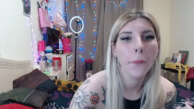 BLACKPeonyy online show from November 3, 2025, 9:16 pm