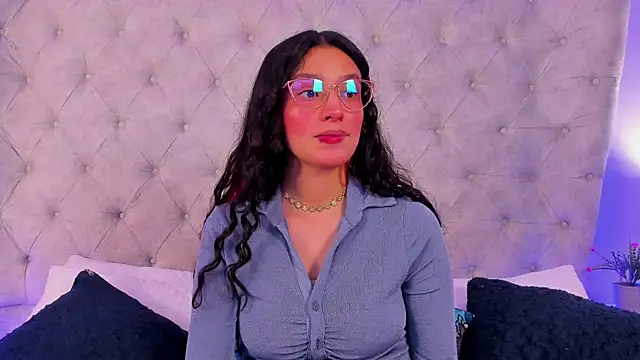 Snapshot of dafne_bss chatting on July 24, 2026, 6:33 am dafne bss online show from July 24, 2026, 6:33 am