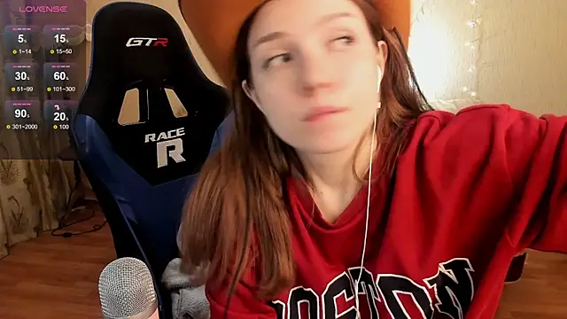 Snapshot of Kami_kam chatting on February 6, 2025, 1:16 am Kami kam online show from February 6, 2025, 1:16 am