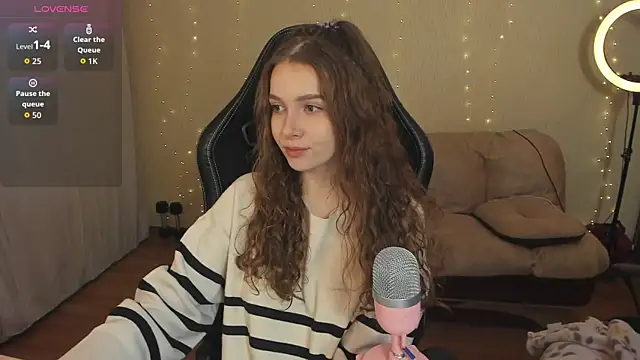 Kami kam online show from December 14, 2025, 9:19 pm