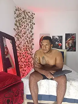 Snapshot of ARTHUR_MINI chatting on June 8, 2026, 1:09 am ARTHUR MINI online show from June 8, 2026, 1:09 am