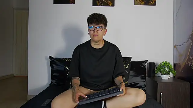 alex noa online show from May 1, 2026, 7:07 pm
