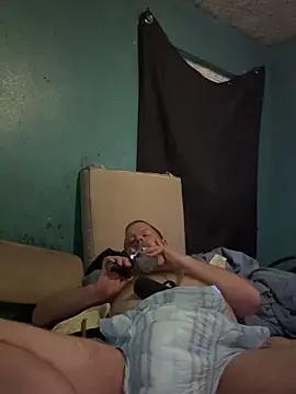 Diaperking916 online show from September 19, 2025, 3:19 am