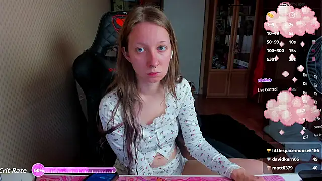 Snapshot of cutieMila chatting on June 26, 2026, 9:46 am cutieMila online show from June 26, 2026, 9:46 am