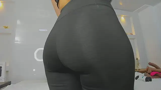 Dalia-Prada online show from February 28, 2026, 4:35 am