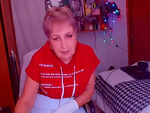 Victoria5643 online show from January 15, 2025, 8:16 pm