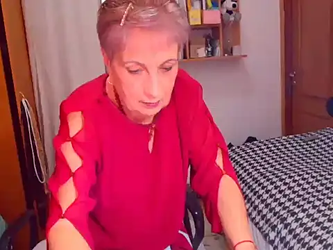 Victoria5643 online show from January 27, 2025, 6:41 pm