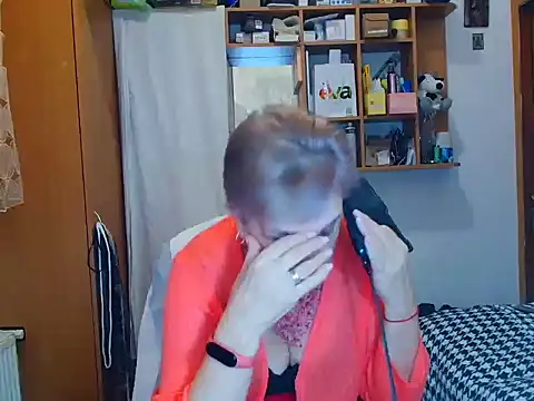 Victoria5643 online show from February 8, 2025, 6:01 pm