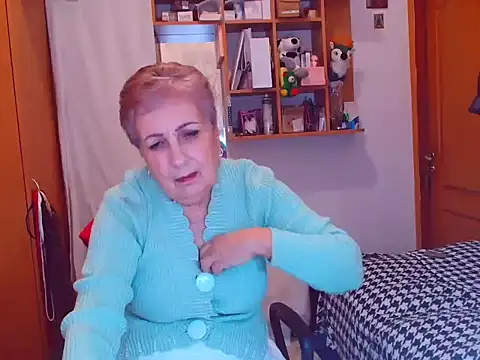 Victoria5643 online show from February 11, 2025, 6:55 pm