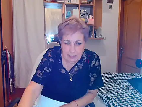 Victoria5643 online show from March 12, 2025, 8:20 pm