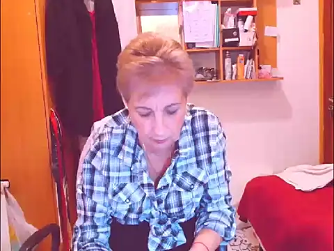 Victoria5643 online show from September 30, 2025, 6:13 pm