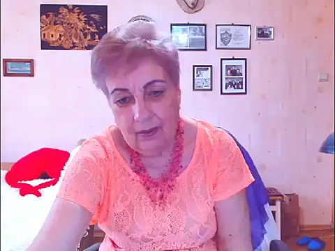 Snapshot of Victoria5643 chatting on March 29, 2026, 7:41 am Victoria5643 online show from March 29, 2026, 7:41 am