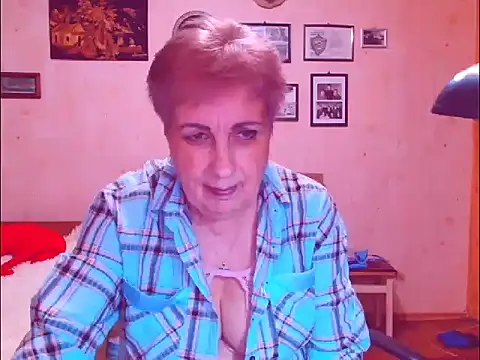 Snapshot of Victoria5643 chatting on April 7, 2026, 5:24 pm Victoria5643 online show from April 7, 2026, 5:24 pm