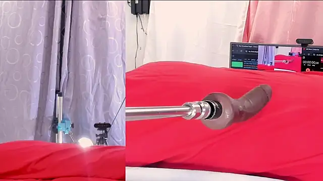 Snapshot of Criistal_Thompson chatting on November 4, 2025, 11:42 am Criistal Thompson online show from November 4, 2025, 11:42 am