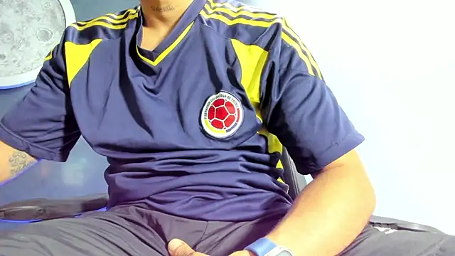 Snapshot of Bryan_Bronx chatting on January 23, 2025, 11:26 pm Bryan Bronx online show from January 23, 2025, 11:26 pm