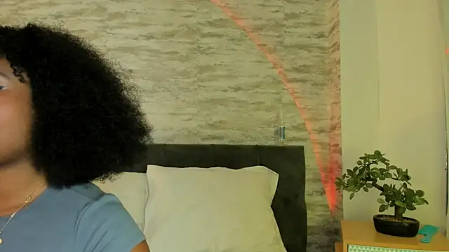 Anneth  M online show from September 13, 2025, 7:46 pm