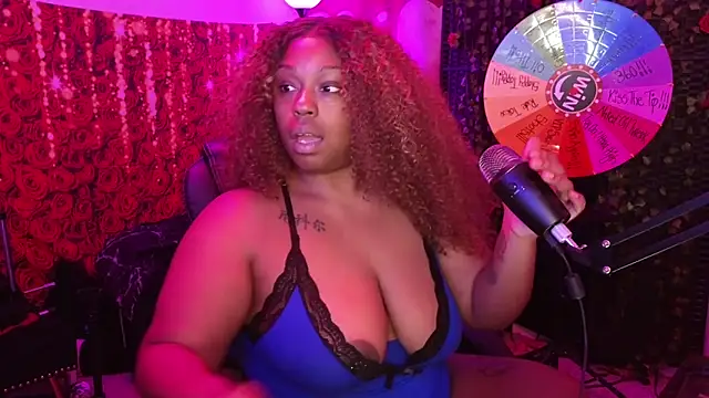 cheriserozequeen online show from June 5, 2026, 2:01 pm