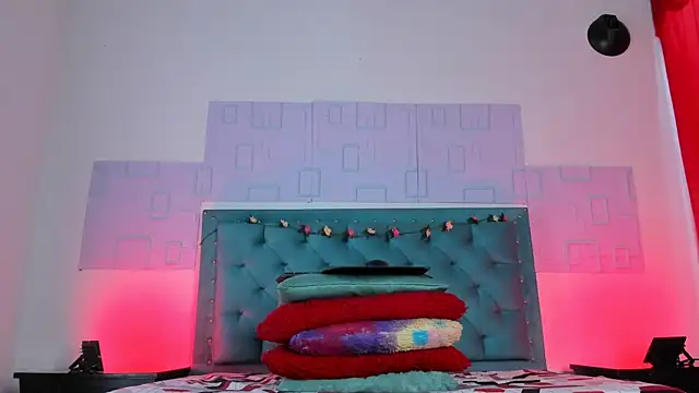 thamara26 online show from March 4, 2025, 2:10 pm